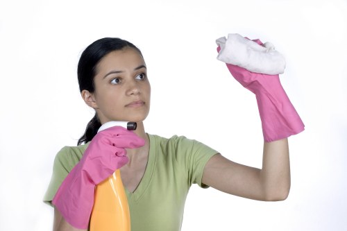 Deep cleaning process for commercial carpet fibers